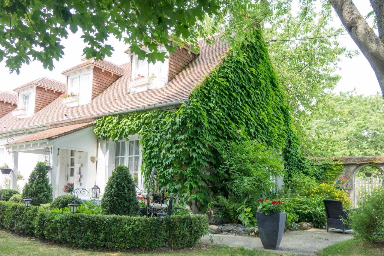 Les Anges Reveurs Bed and Breakfast Neuville-aux-Bois Exteriör bild