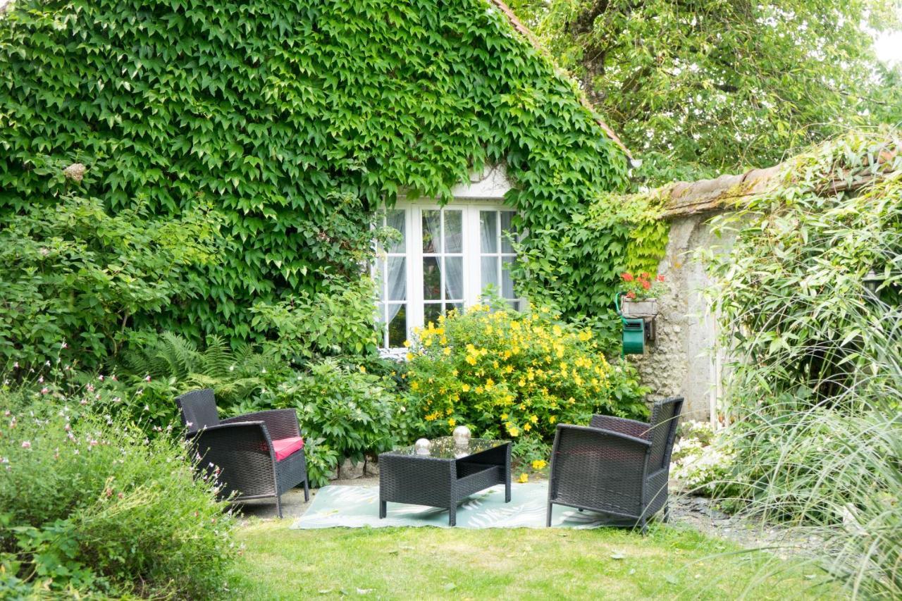 Les Anges Reveurs Bed and Breakfast Neuville-aux-Bois Exteriör bild