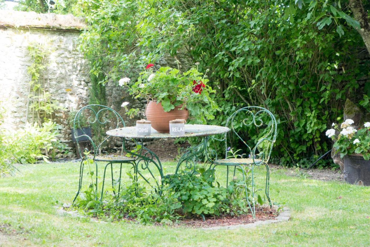 Les Anges Reveurs Bed and Breakfast Neuville-aux-Bois Exteriör bild